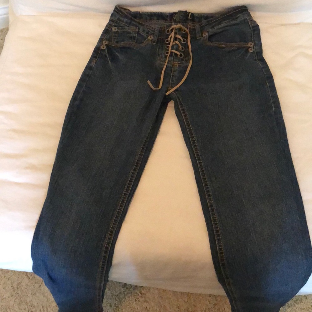 Jeans - Picture 2 of 4